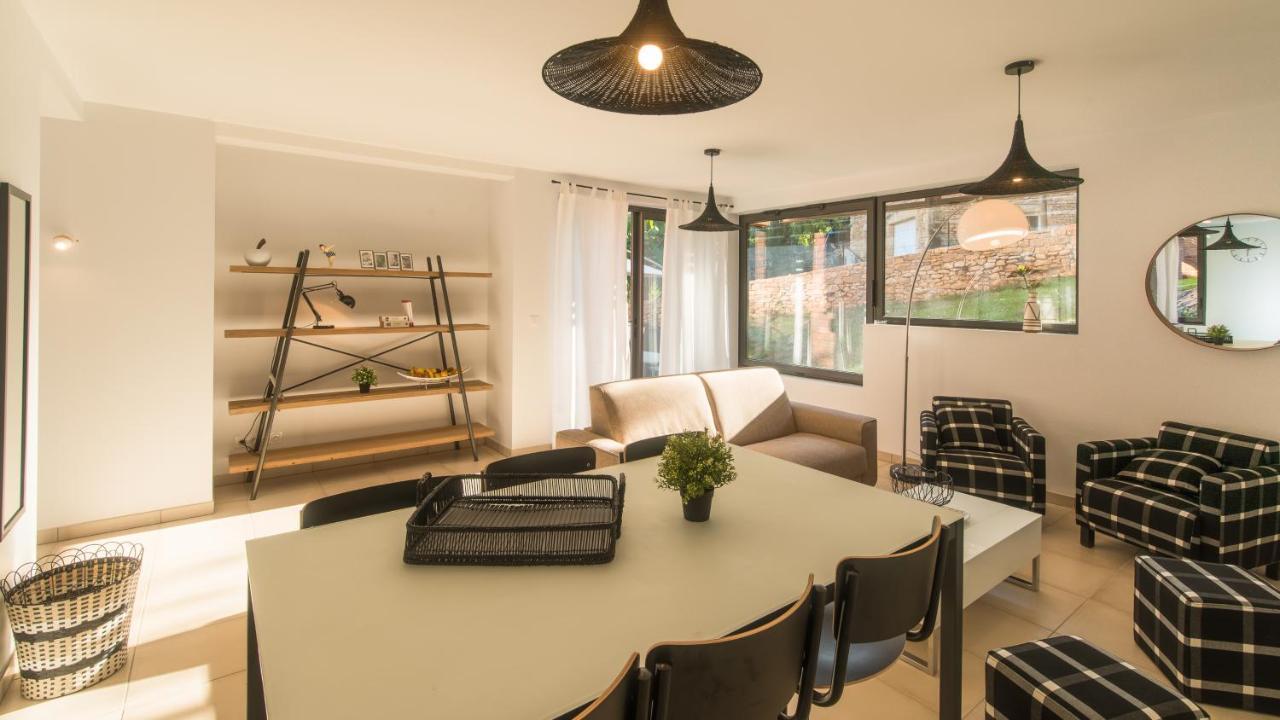 Apartmán Cote Jardin Avec Jacuzzi Privatif Et Parking Prive Sarlat-la-Canéda Exteriér fotografie
